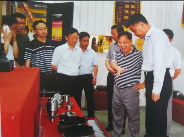 市委副书记,市长秦军在高新区调研工业经济"双过半"情况